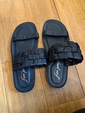 Free People Black Woven Strap Slide Sandals NEW Never Worn!!